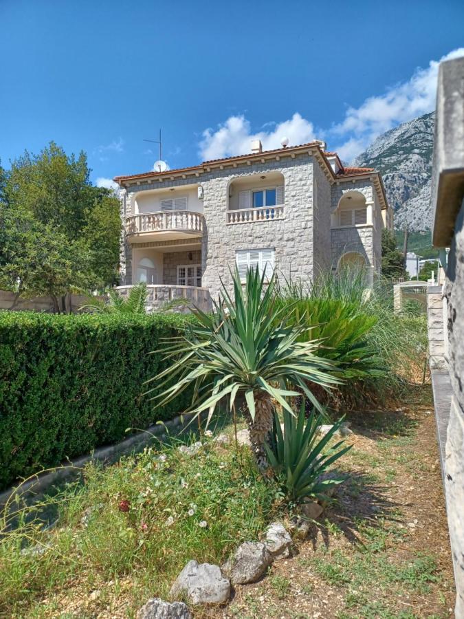 Apartments Emilija Makarska Exterior photo